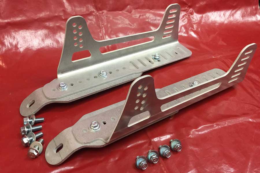 FDSeatBrackets1_900x600-900x600.jpg