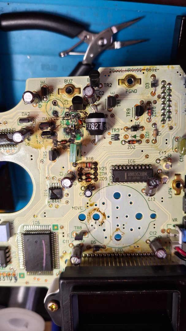 PCB prior to cleaning 1.jpg
